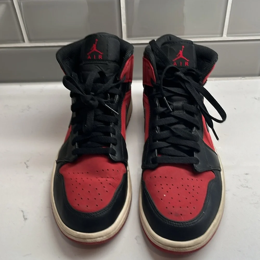 Air Jordan 1 Mid Reverse Bred‎ (554724-610) Size 11